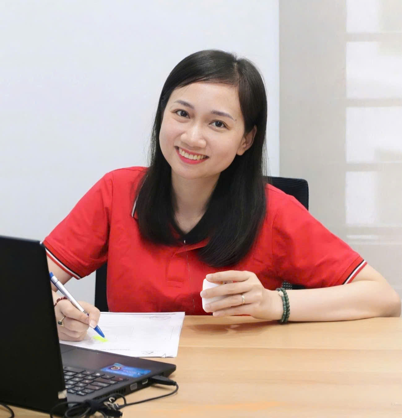 Ms. Nhung Bui
